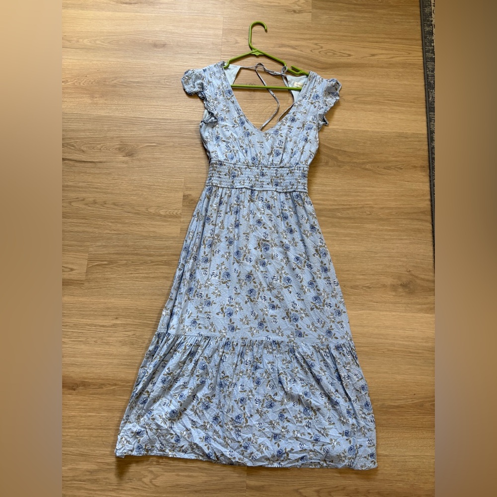 Altar’d State Powder Blue Floral Smocked Midi Dress - Picture 3 of 4